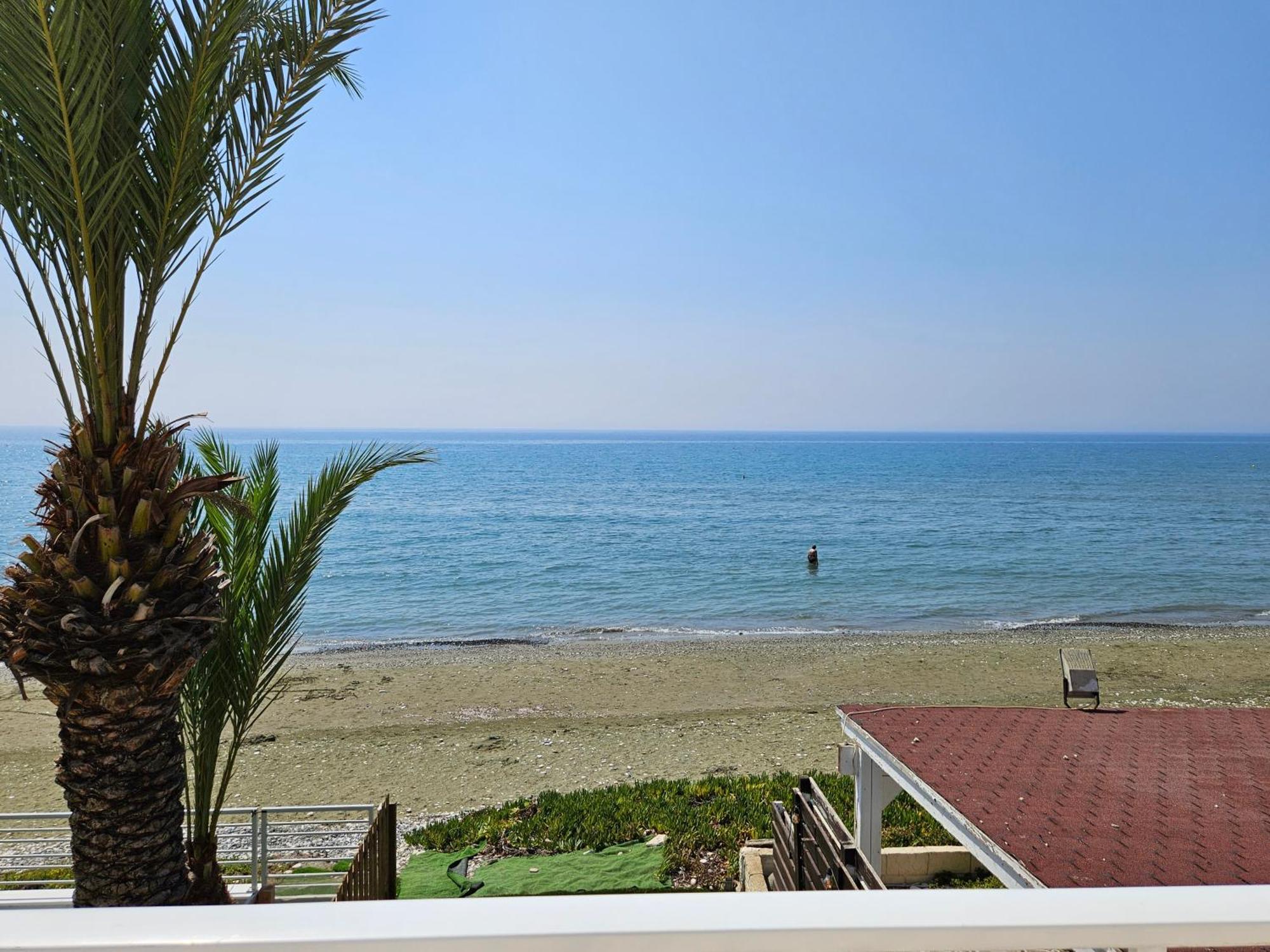 Beach House At Seafront Meneou Exterior foto